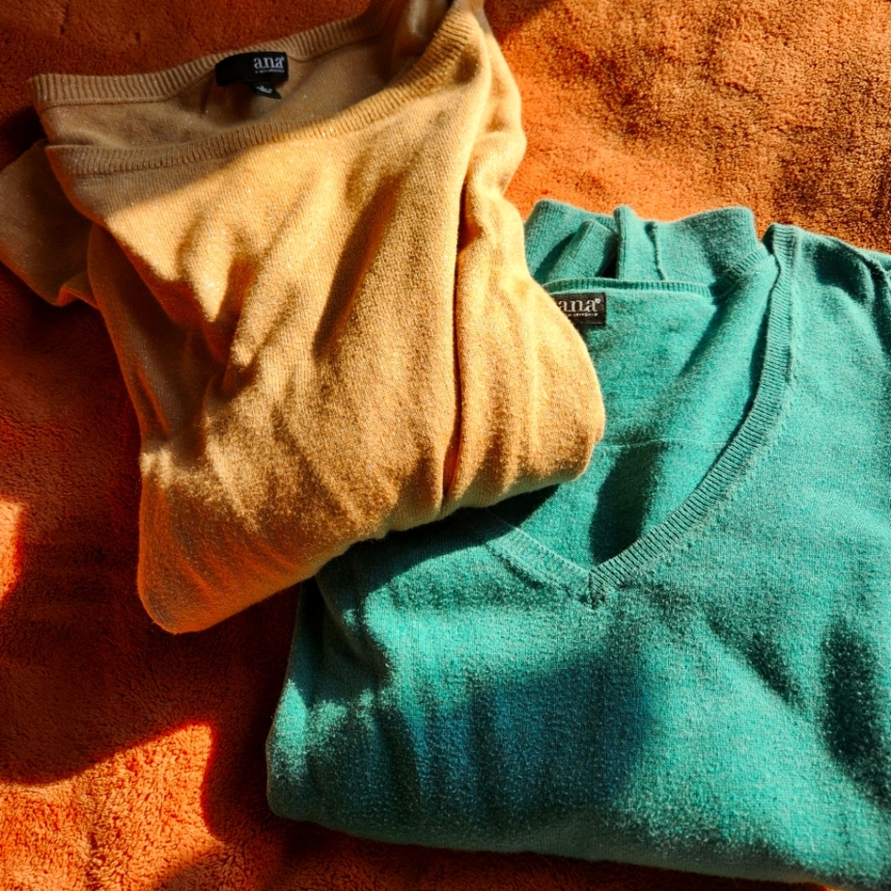 A.N.A sweater bundle